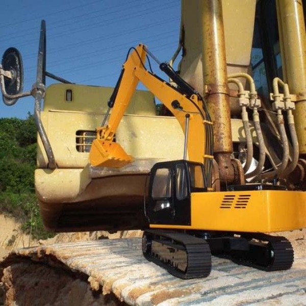 rc excavator