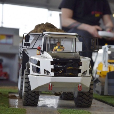 1/14 Articulated RC Hydraulic Dumper 6x6