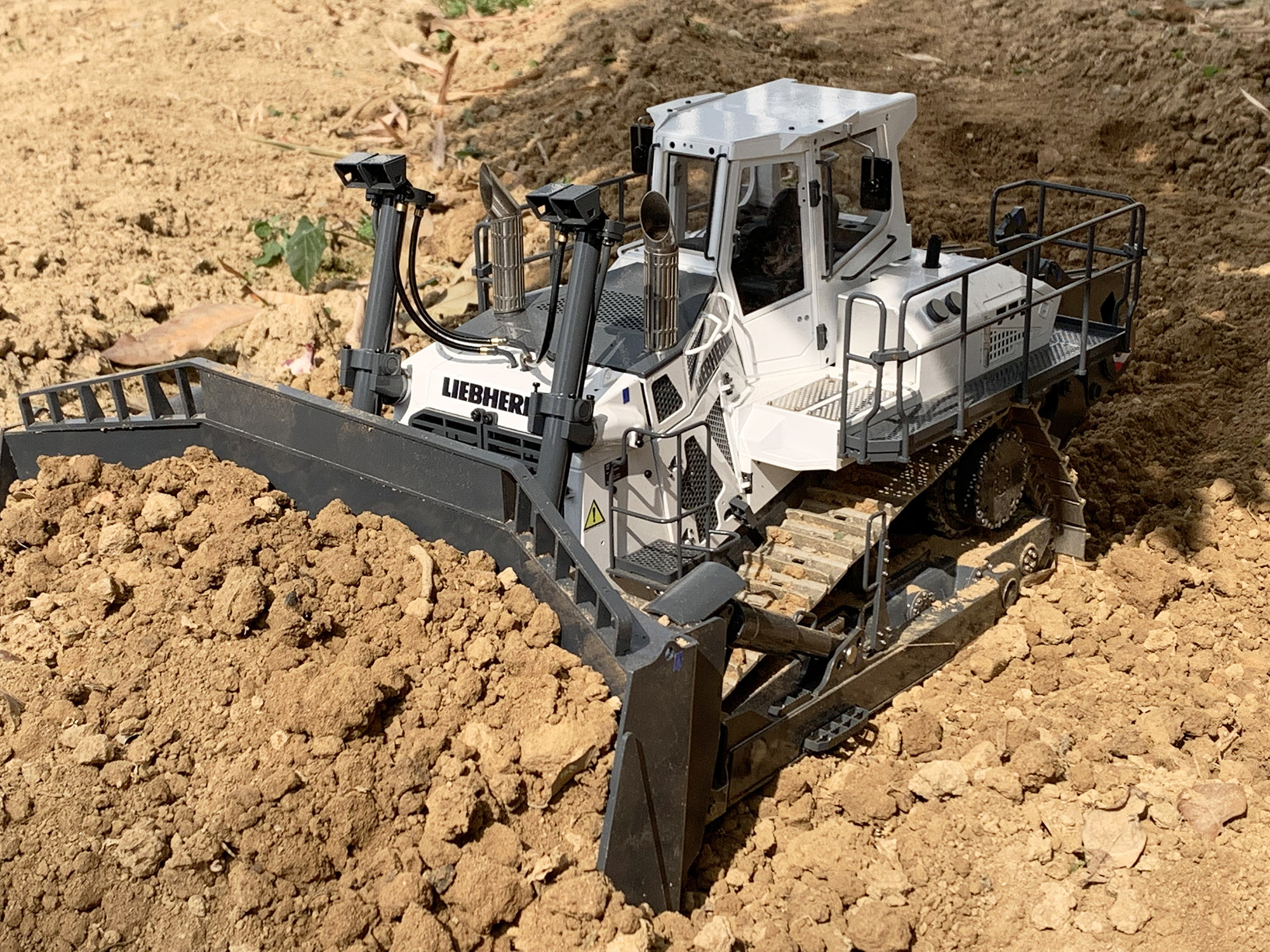 PR776 RC Hydraulic Bulldozer | 1/14 RC Hydraulic Bulldozer PR776 ...